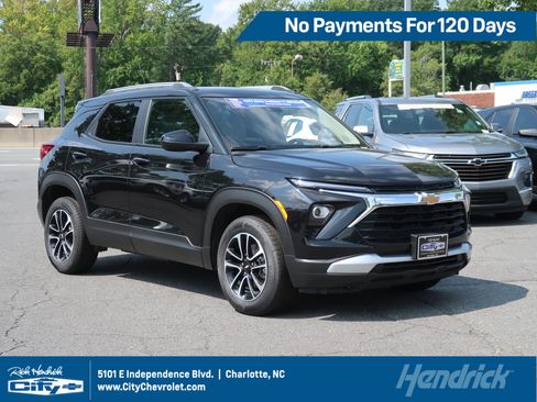Used 2024 Chevrolet TrailBlazer LT AWD/4WD image 1