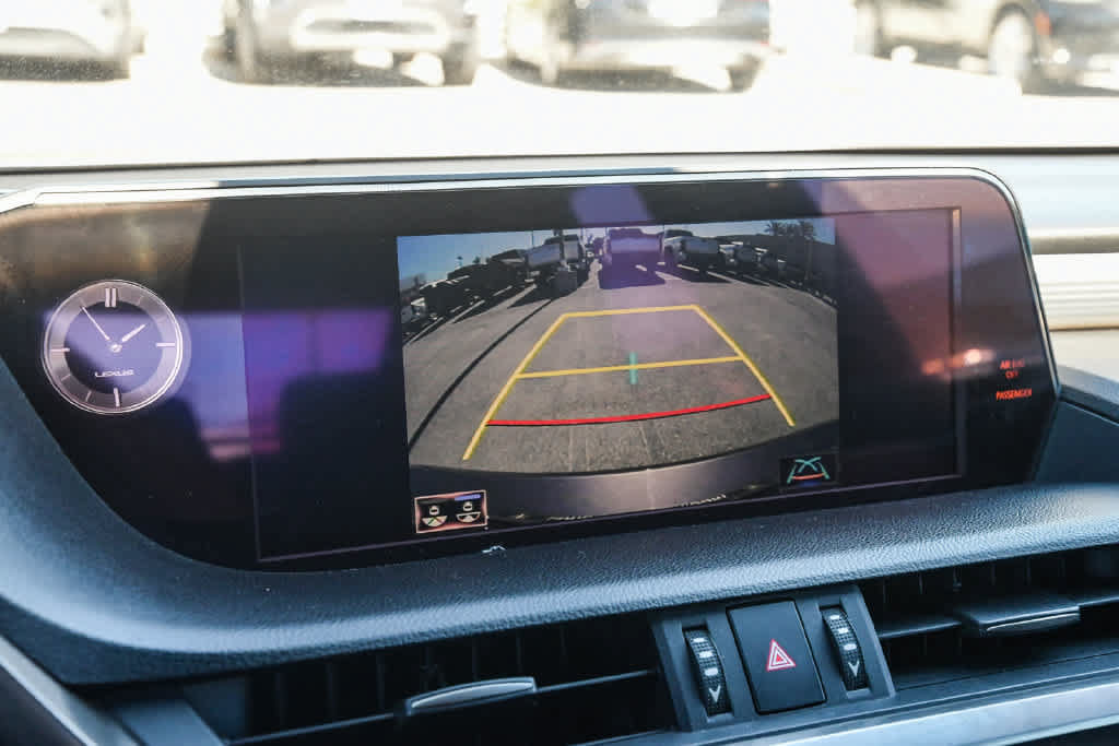Used 2019 Lexus ES 350 F Sport w/ Accessory Package 2 FWD image 23