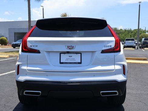 Certified 2024 Cadillac XT4 Premium Luxury FWD image 4