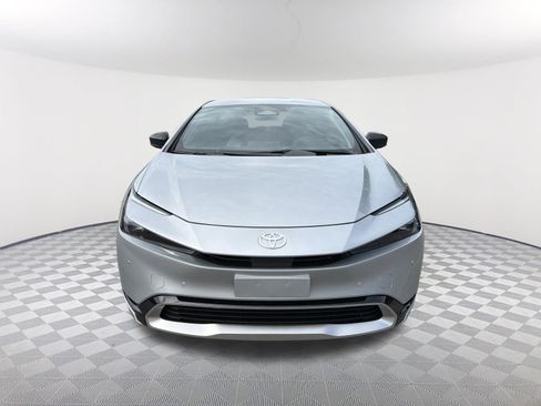 New 2026 Toyota Prius Plug-In Hybrid FWD image 2