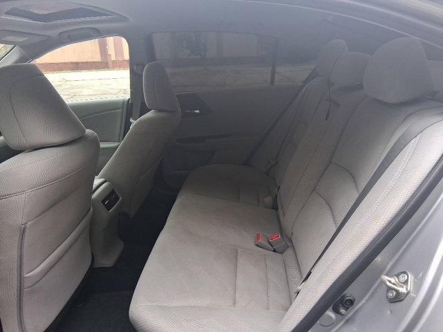 Used 2017 Honda Accord EX image 25