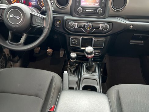 Used 2021 Jeep Gladiator Sport w/ Auxiliary Switch Group image 10