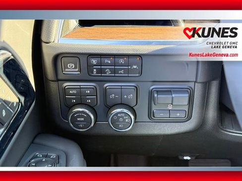 New 2026 Chevrolet Suburban High Country AWD/4WD image 54