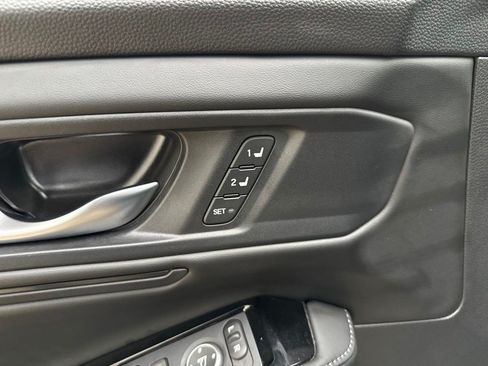 Used 2024 Honda Accord Touring image 9