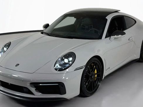 Used 2024 Porsche 911 Carrera GTS RWD image 1