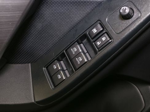 Used 2018 Subaru Forester 2.5i Premium w/ Protection Package #1 AWD/4WD image 37