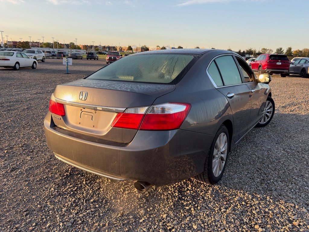 Used 2014 Honda Accord EX image 10