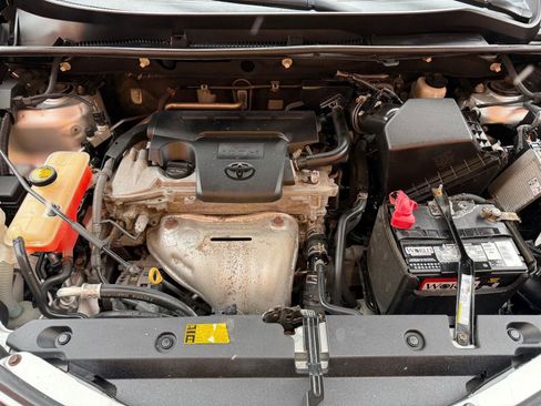 Used 2013 Toyota RAV4 Limited image 21