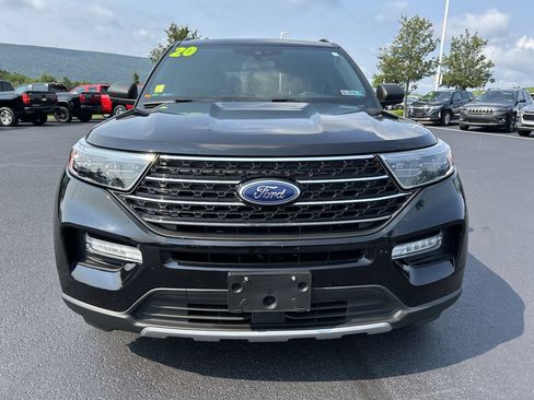 Used 2020 Ford Explorer XLT w/ Equipment Group 202A AWD/4WD image 12