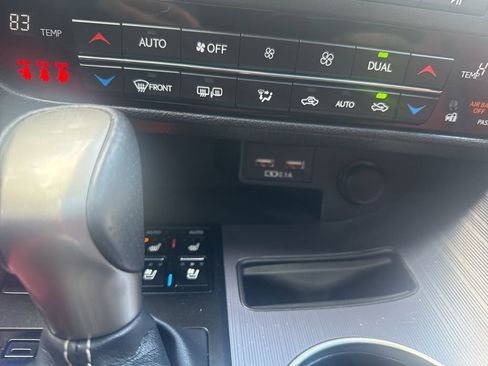 Used 2022 Lexus RX 350 F Sport w/ Accessory Package image 32