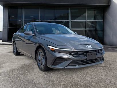 Used 2024 Hyundai Elantra SEL