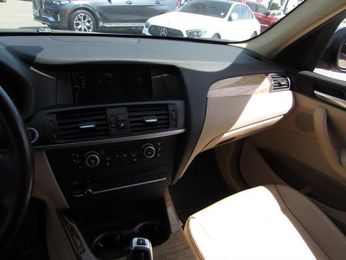 Used 2011 BMW X3 xDrive28i AWD/4WD image 15