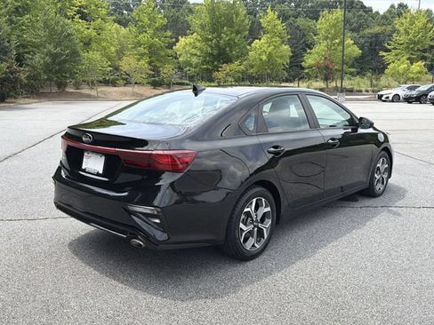 Used 2020 Kia Forte LXS FWD image 7