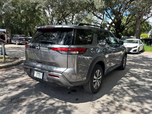 Used 2026 Nissan Pathfinder SL FWD image 14