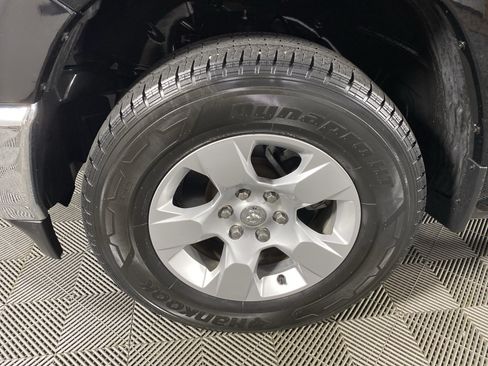 Used 2021 RAM 1500 Big Horn AWD/4WD image 11