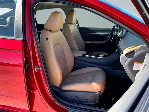 Used 2022 Hyundai Sonata Limited w/ Cargo Package image 8