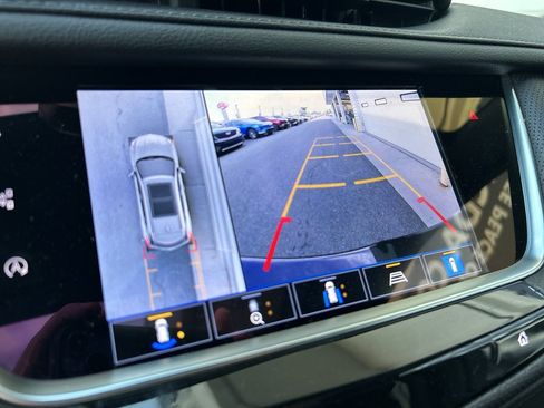 Used 2022 Cadillac XT5 Premium Luxury w/ Technology Package AWD/4WD image 21