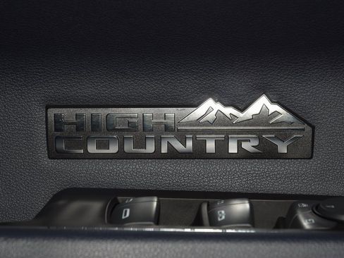 Used 2022 Chevrolet Silverado 1500 High Country w/ High Country Premium Package image 51