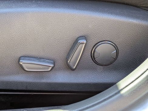 Used 2017 Ford Focus SE image 19