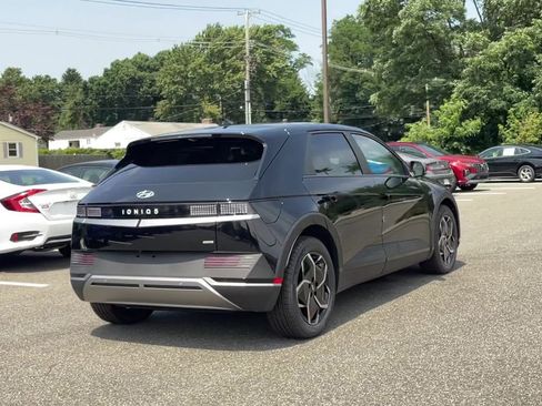 Used 2023 Hyundai Ioniq 5 SE w/ Cargo Package image 8