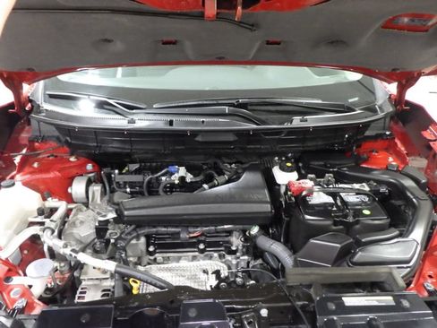 Used 2018 Nissan Rogue SV AWD/4WD image 10