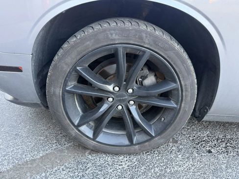 Used 2016 Dodge Challenger SXT w/ Blacktop Package image 2