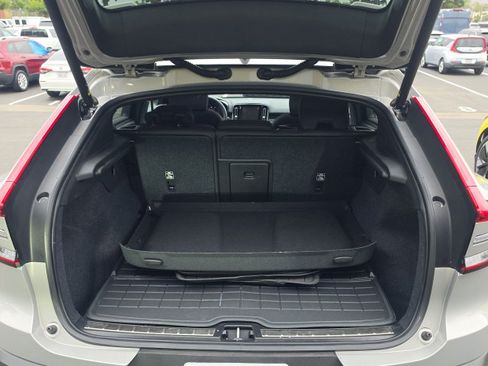 Used 2023 Volvo C40 P8 Recharge Ultimate w/ Protection Package Premier AWD/4WD image 6