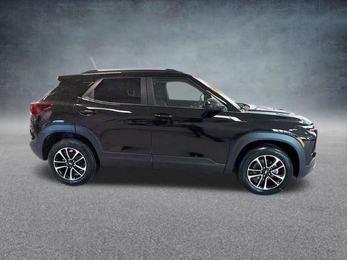 New 2026 Chevrolet TrailBlazer LT w/ LT Cold Weather Package AWD/4WD image 5