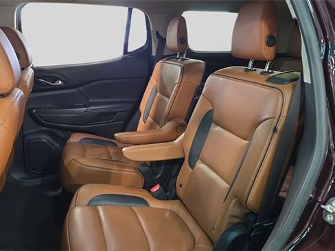 Used 2018 GMC Acadia SLT w/ LPO, Protection Package image 15