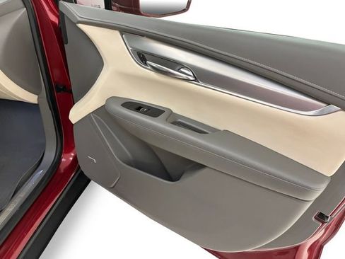 Used 2019 Cadillac XT5 Luxury image 15