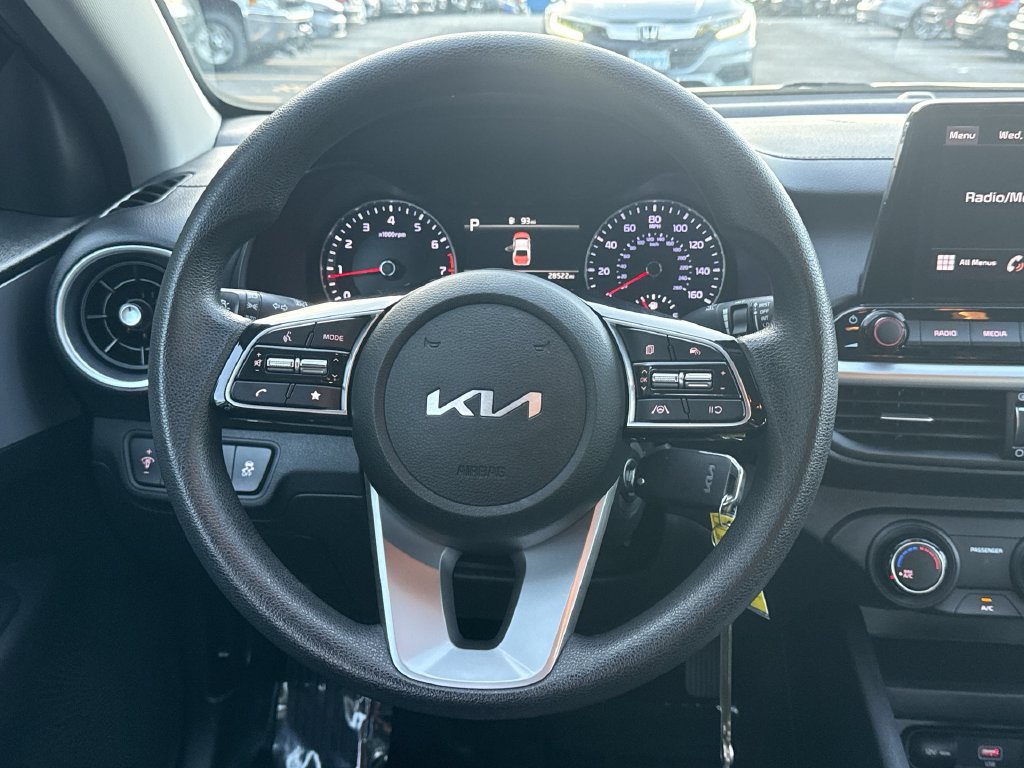Used 2023 Kia Forte LXS w/ LXS Technology Package FWD image 11