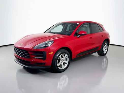 Used 2021 Porsche Macan image 4
