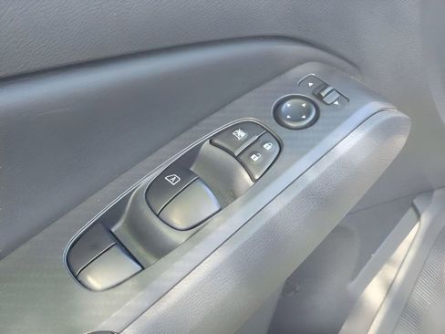 Used 2024 Nissan Altima 2.5 SV w/ SV Premium Package image 14