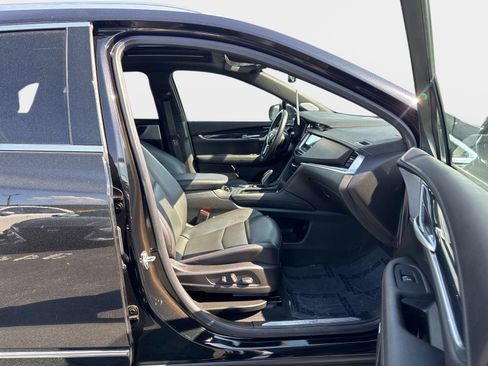Certified 2024 Cadillac XT5 Premium Luxury image 13