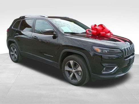 Used 2019 Jeep Cherokee Limited image 7