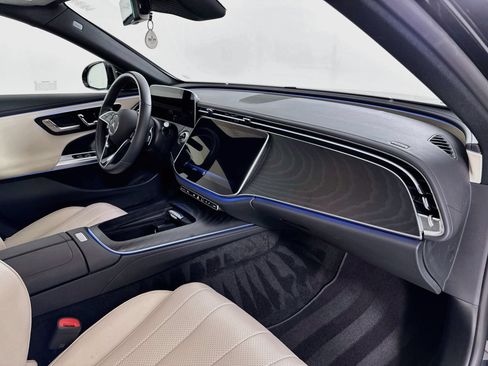 Certified 2025 Mercedes-Benz E 350 Sedan image 32