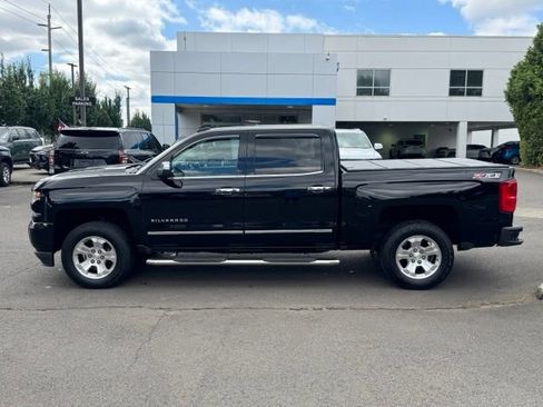 Used 2016 Chevrolet Silverado 1500 LTZ Z71 w/ LTZ Plus Package AWD/4WD image 4
