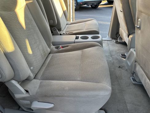 Used 2014 Nissan Quest S image 14