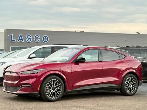 Certified 2025 Ford Mustang Mach-E Premium AWD/4WD image 1