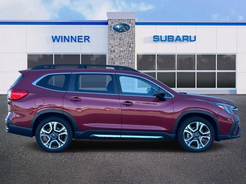 Used 2024 Subaru Ascent Limited w/ Technology Package AWD/4WD image 6