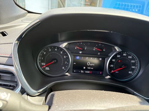 Used 2024 Chevrolet Equinox RS w/ RS Leather Package FWD image 10