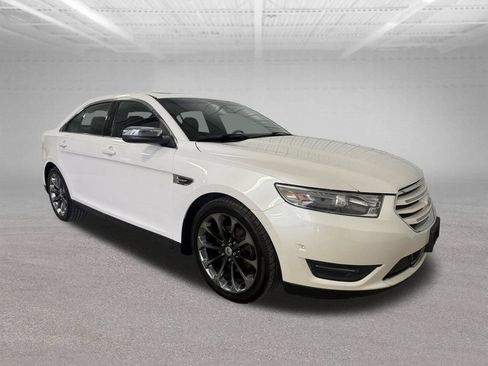 Used 2013 Ford Taurus Limited FWD image 12