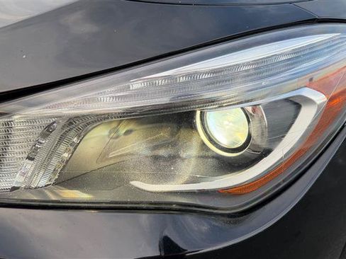 Used 2014 Mercedes-Benz CLA 250 image 11