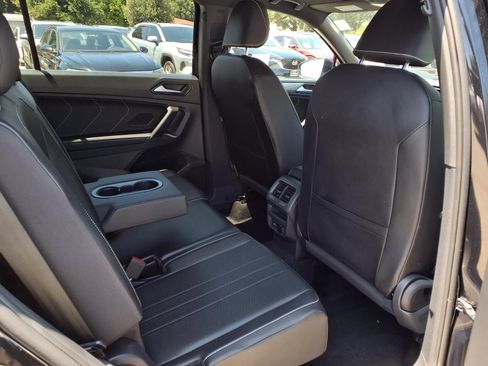 Certified 2023 Volkswagen Tiguan SE R-Line FWD image 23