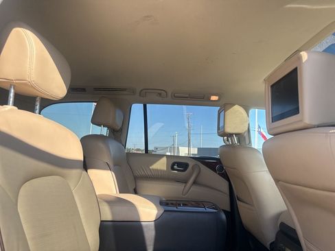 Used 2019 Nissan Armada Platinum w/ Captain's Chairs Package AWD/4WD image 33