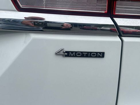 Used 2023 Volkswagen Atlas SE AWD/4WD image 6