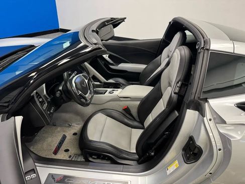 Used 2019 Chevrolet Corvette Z06 RWD image 18