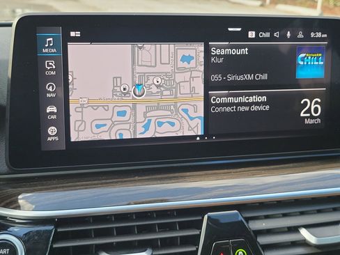 Certified 2023 BMW 530e w/ Premium Package image 29