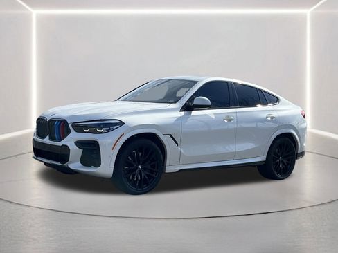 Used 2022 BMW X6 xDrive40i w/ M Sport Package image 25