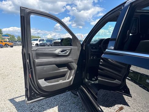 Used 2021 GMC Yukon SLT w/ SLT Premium Package AWD/4WD image 22